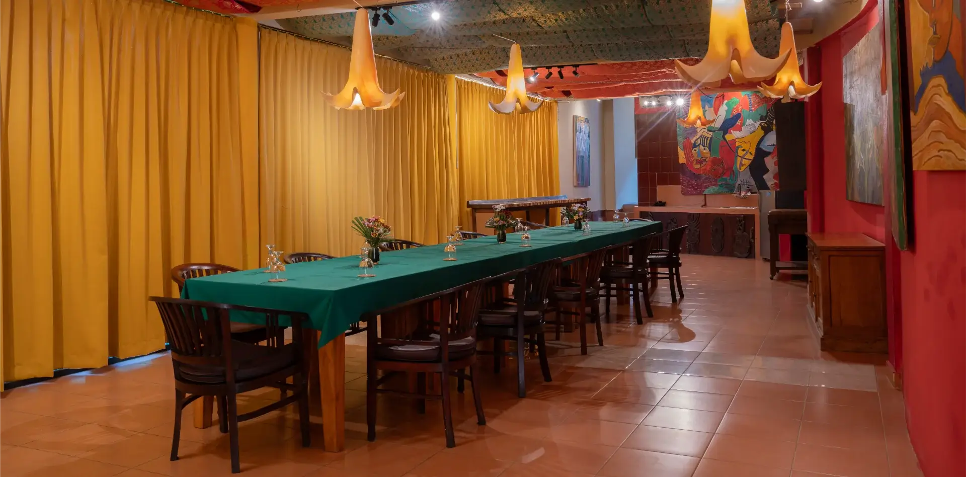 Kan Kulak Meeting Room
